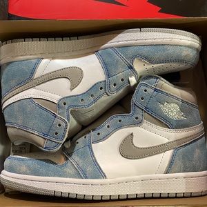 Air Jordan 1 Retro High